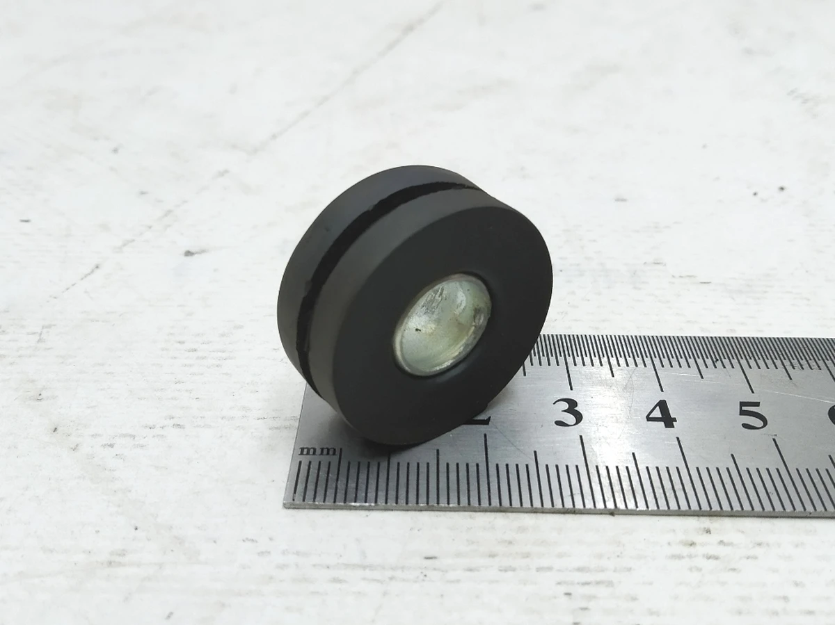 1 Подушка кріплення 21х10 механізму склоочисника Tesla model S, model S REST 6005946-00-G