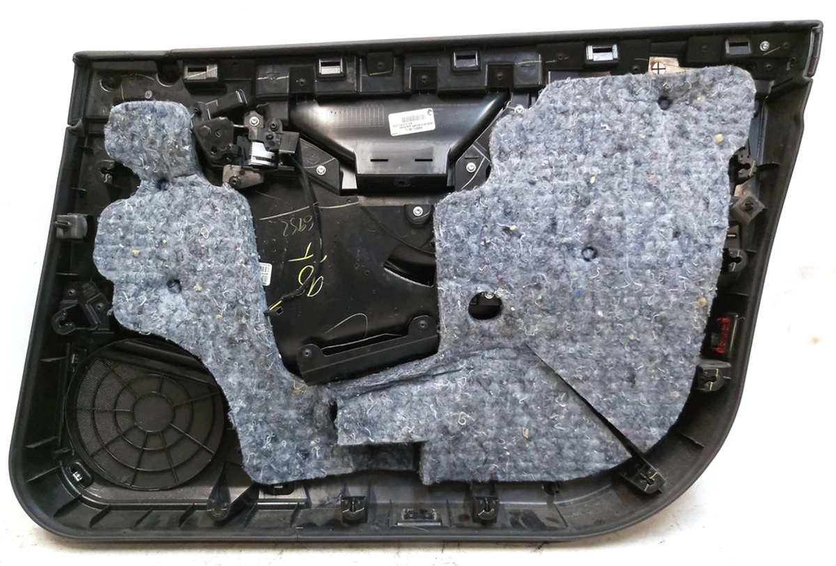 1 Карта дверей передньої лівої PURB/PVCB/PVCB BLACK NO ADPT без блоку склопідйомника Tesla model S, model S REST 6006071-08-L