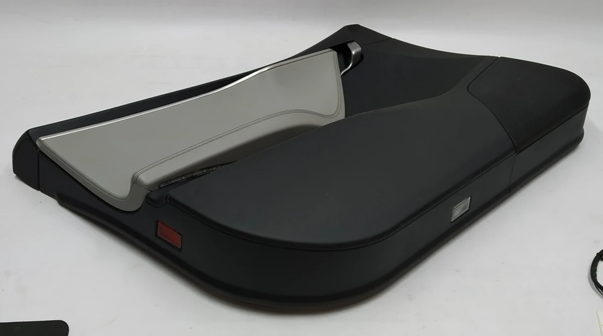 1 Карта дверей передньої лівої у зборі NO ADPT PUR/PVC BLACK/GREY (з пошкодженням) Tesla model S, model S REST 6006071-24-M
