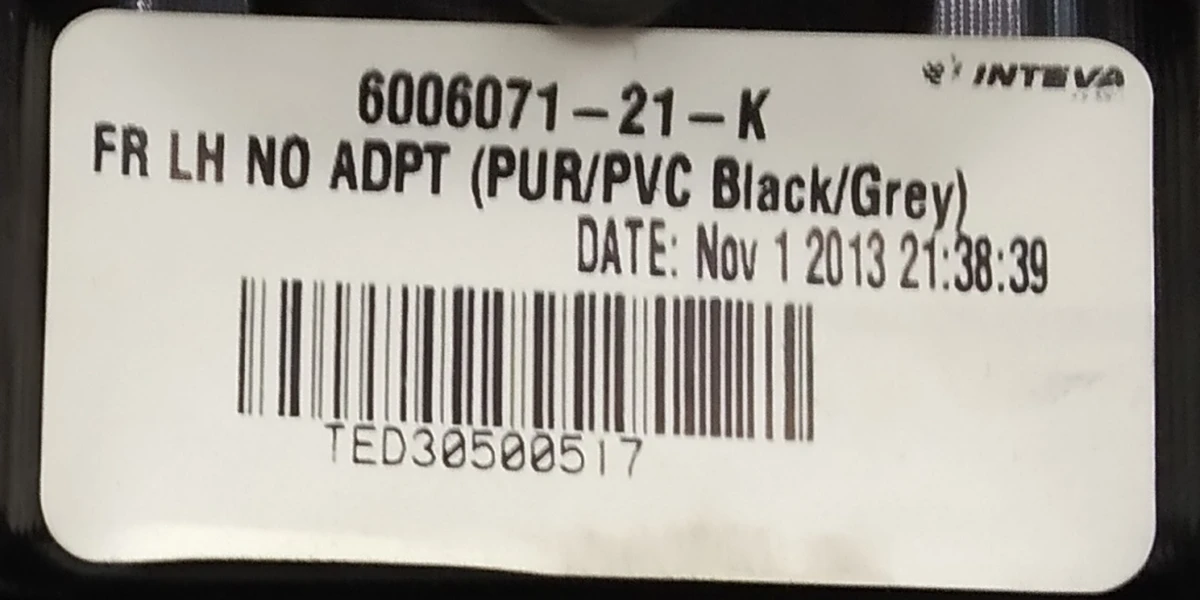 1 Карта дверей передньої лівої у зборі NO ADPT PUR/PVC BLACK/GREY (з пошкодженням) Tesla model S, model S REST 6006071-24-M