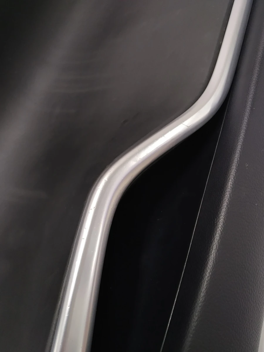 1 Front left door card assembly LTHR/LTHR/PVCB BLACK PREMIUM (damaged) Tesla model S, model S REST 6006071-25-M