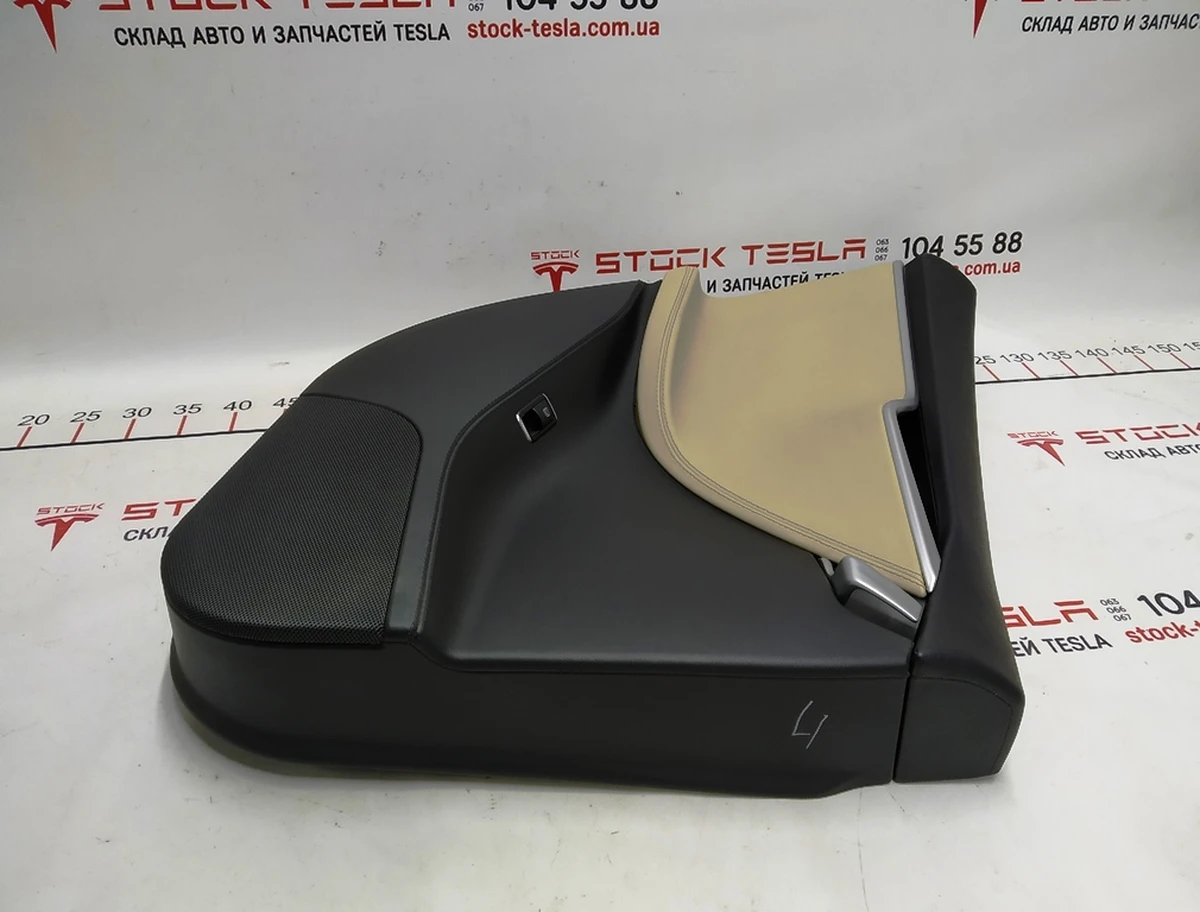 2 Rear left door card assembly PUR/PUR BLACK/TAN PREMIUM Tesla model S, model S REST 6006133-12-L