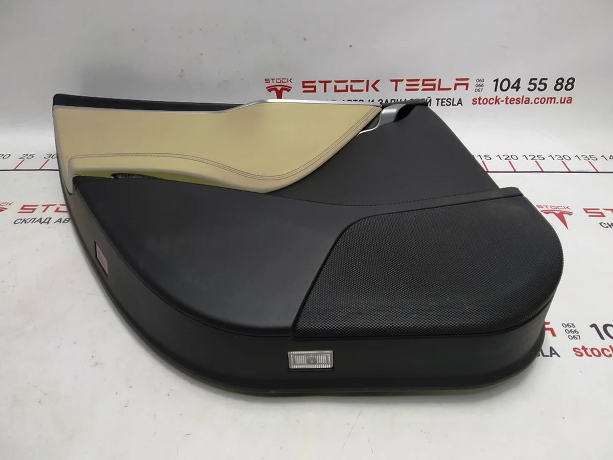 2 Rear left door card assembly PUR/PUR BLACK/TAN PREMIUM Tesla model S, model S REST 6006133-12-L