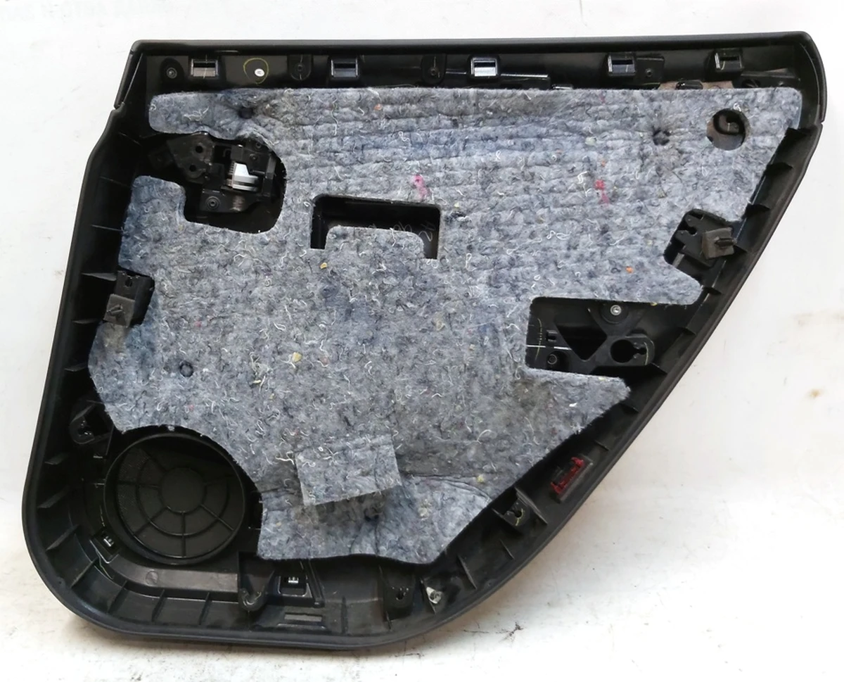 2 Карта двері задніх лівих в зборі PUR / PVC BLACK / GREY Tesla model S, model S REST 6006133-10-L