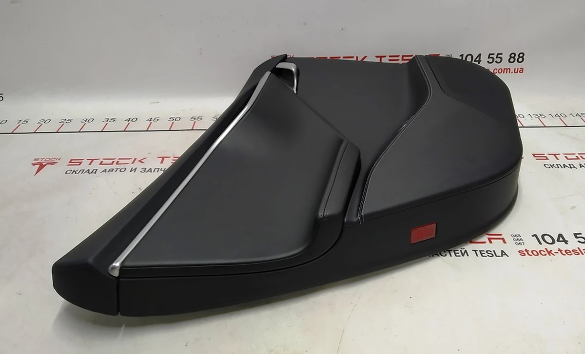 2 Карта дверей задньої лівої в зборі PURB/PVCB/PVCB BLACK Tesla model S, model S REST