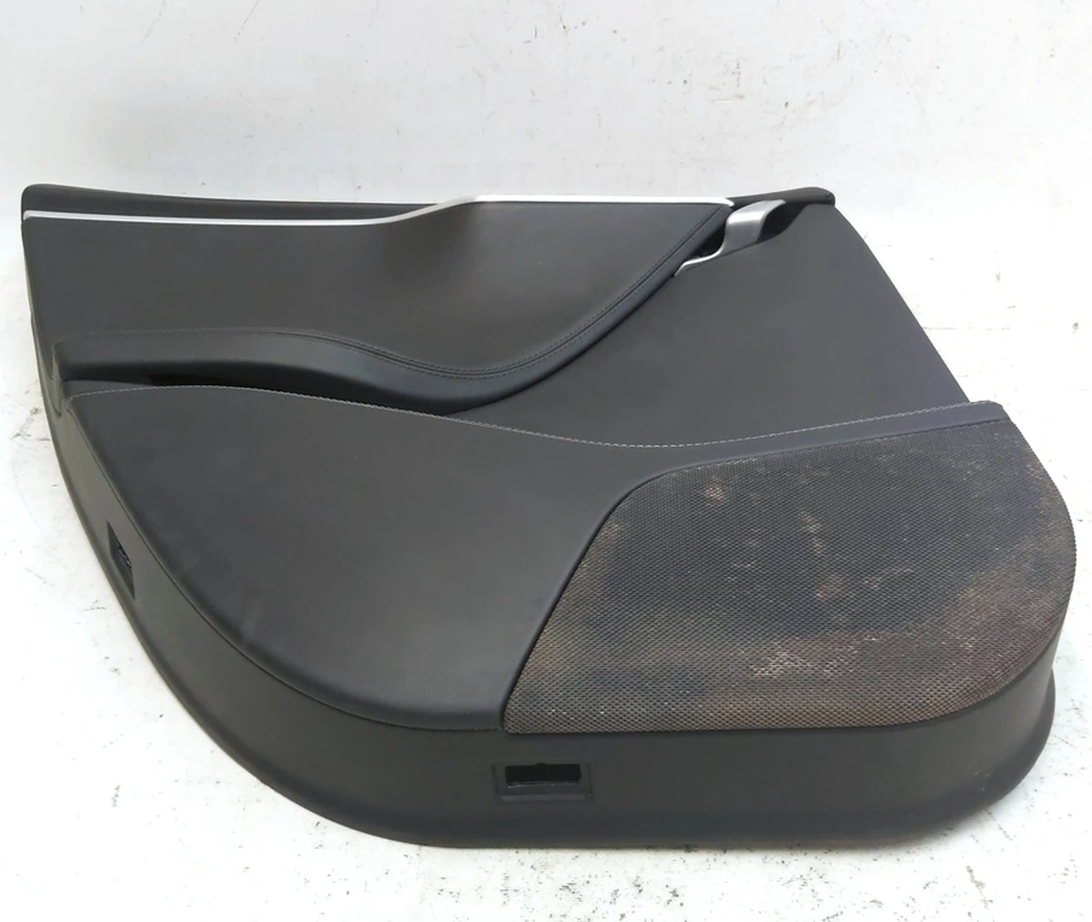 2 Карта двери задней левой LTHRA/LTHRA/PVCB BLACK с повреждением Tesla model S, model S REST 6006133-14-L