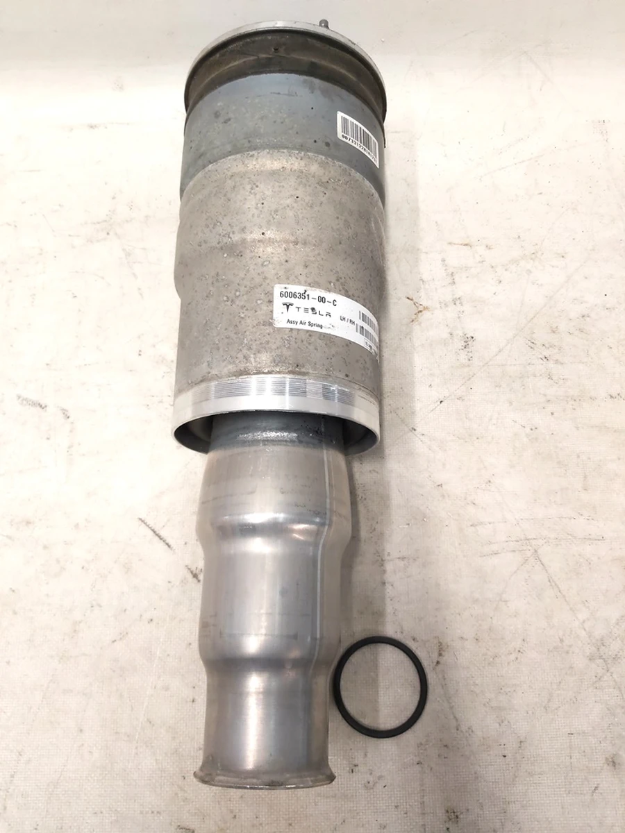 1 Балон пневмоамортизатора переднього RWD без пильника Tesla model S 6006351-00-C