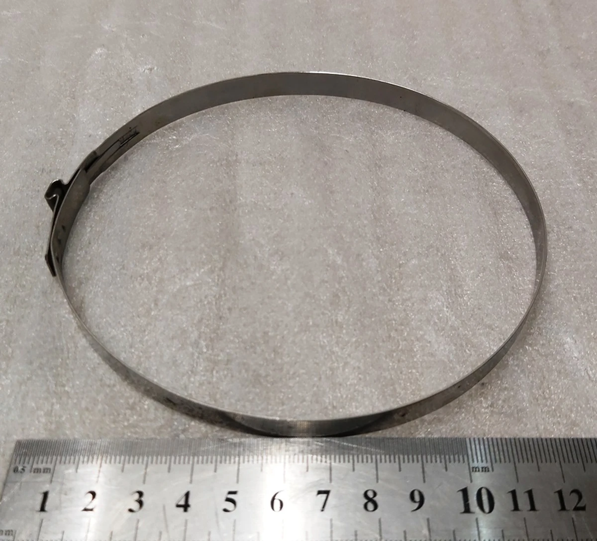 Clamp 128mm front air shock absorber cylinder RWD Tesla model S 6006351-00-C