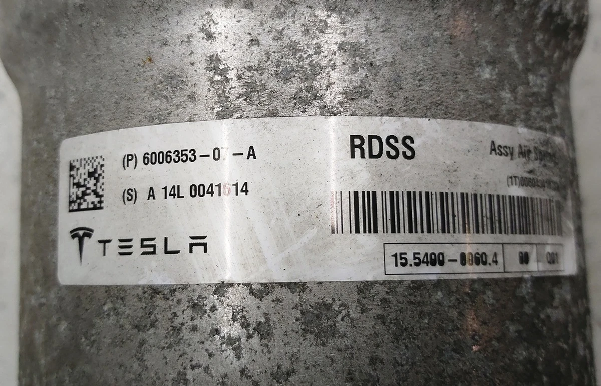 1 Модуль пневмо задний правый RDSS с повреждением сайлентблока Tesla model S 6006353-07-B