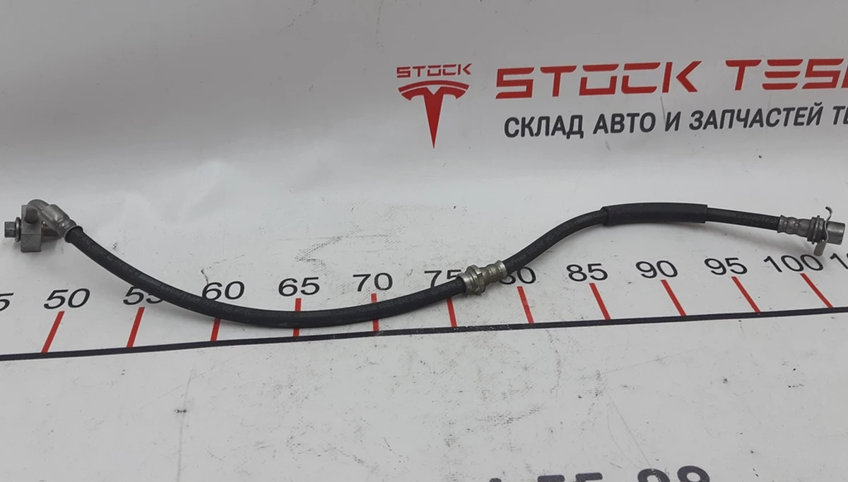 1 Шланг тормозной передний левый в сборе Tesla model X S REST 6006354-99-D