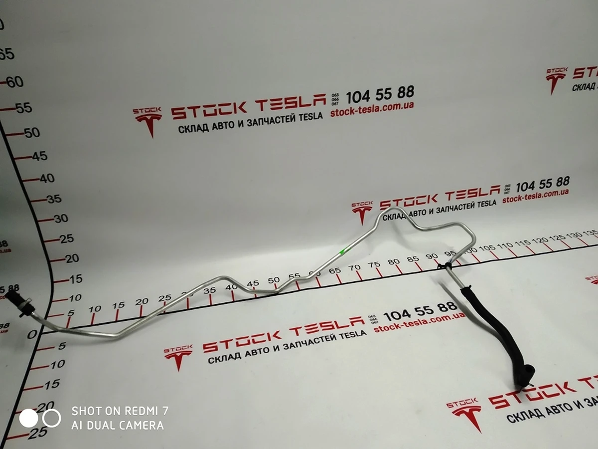 5 Вакуумна трубка гальмівної системи (вакуумний підсилювач гальм - насос гальм) Tesla model S 6006358-00-C