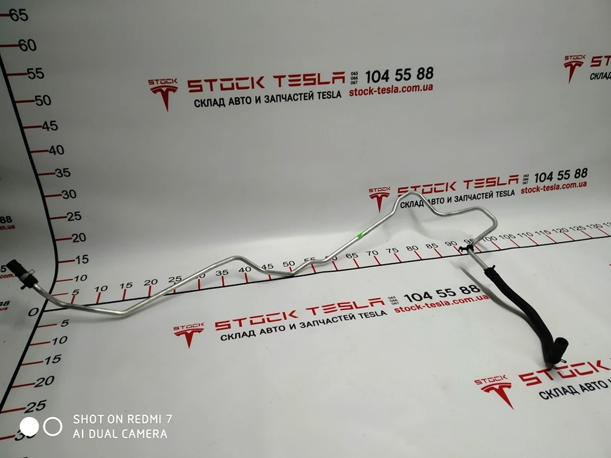 5 Вакуумна трубка гальмівної системи (вакуумний підсилювач гальм - насос гальм) Tesla model S 6006358-00-C