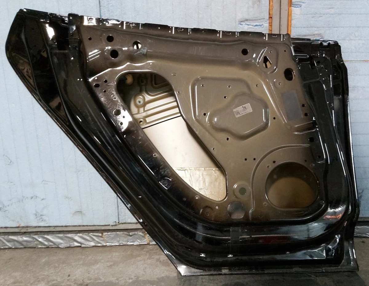 5 Двері задні ліві (метал) PBSB з пошкодженням Tesla model S, model S REST 6006394-E0-H