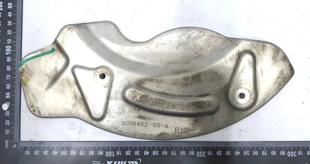 6 Термокожух тормозного диска переднего правого Tesla model S, model S REST 1027662-01-B