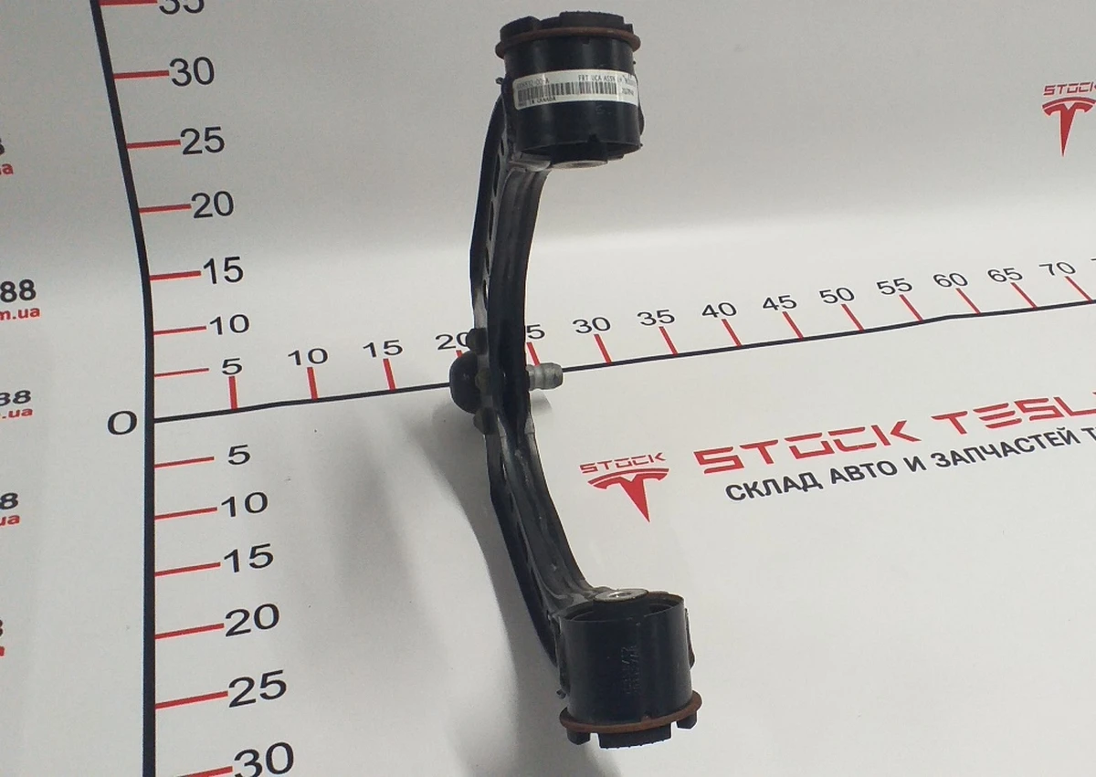 1 Рычаг верхний передний левый (подкова) RWD Tesla model S, model S REST 6006532-00-A