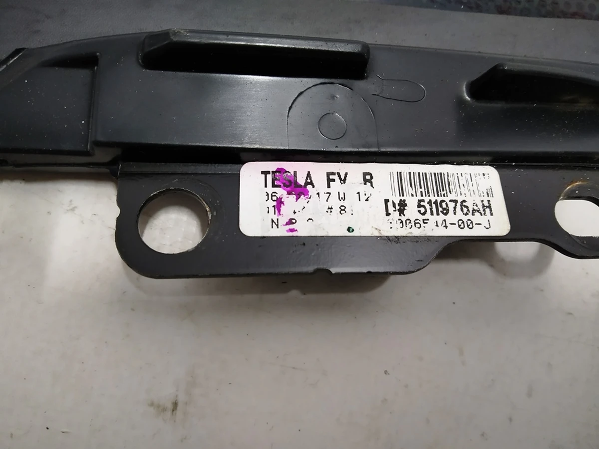 3 Форточка передня права Tesla model S, model S REST 6006544-00-J