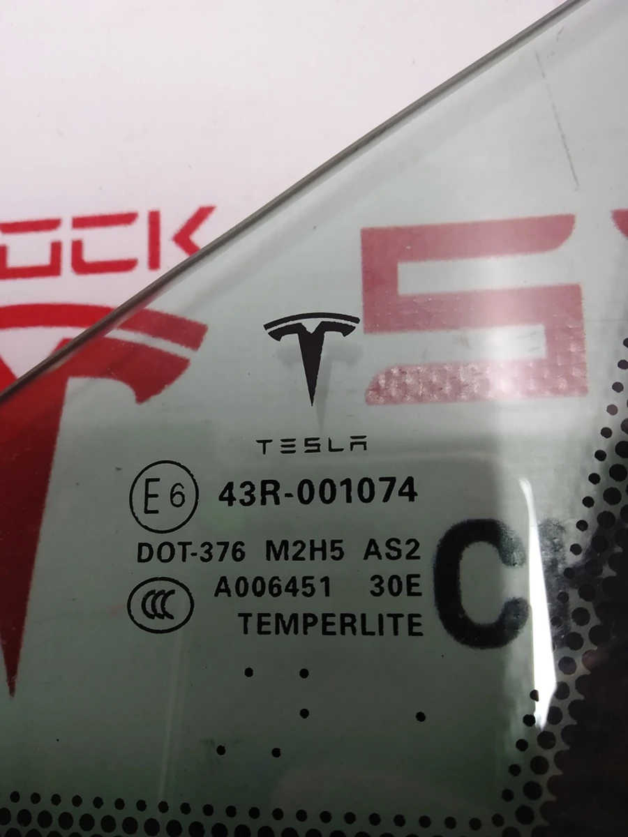 3 Форточка передня ліва Tesla model S, model S REST 6006644-00-J