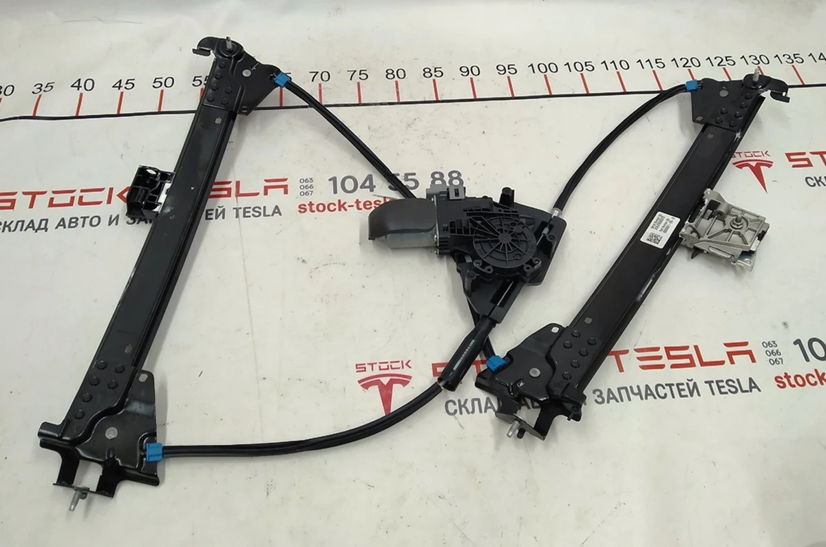1 Стеклоподъемник передний правый Tesla model S, model S REST 6006651-00-L