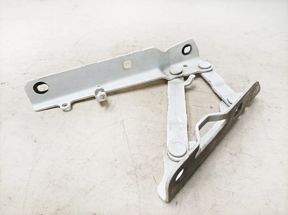 6 Петля кріплення капота права PPSW з пошкодженням Tesla model S, model S REST 1029285-99-D