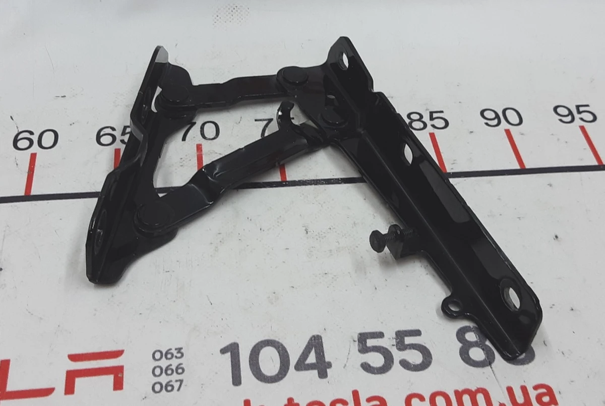 6 Петля кріплення капота ліва PBSB Tesla model S, model S REST 1029284-99-D