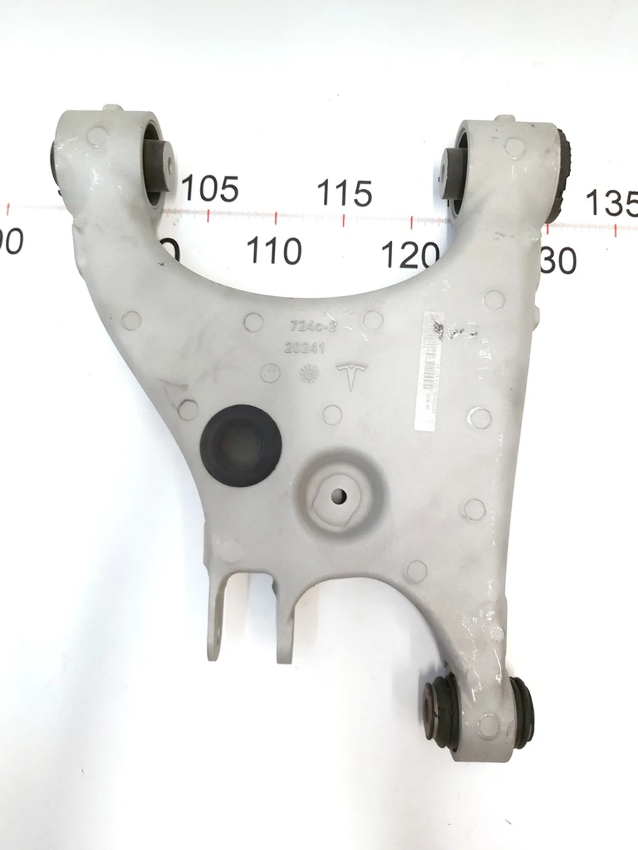 1 Рычаг нижний задний левый правый Tesla Model S, Model S REST 1021416-00-D