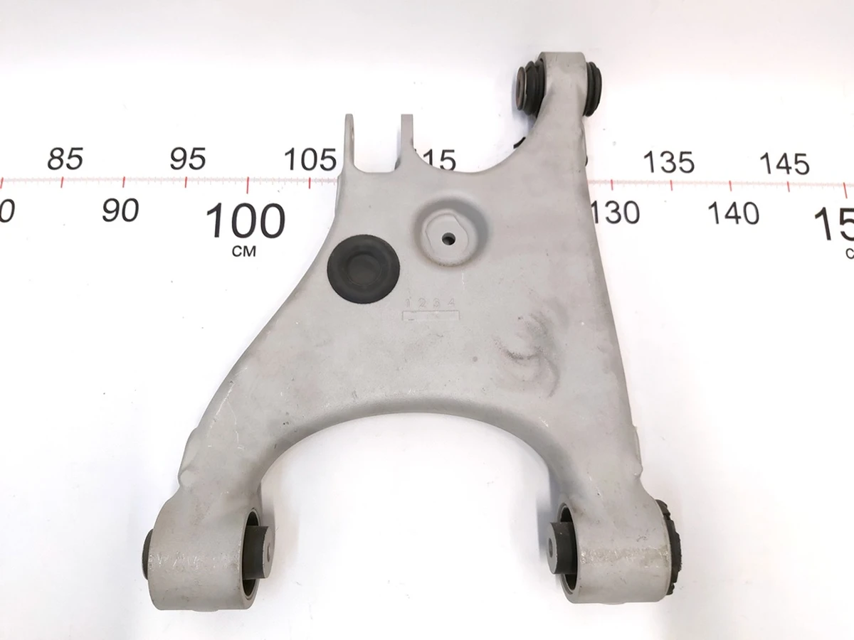 1 Рычаг нижний задний левый правый Tesla Model S, Model S REST 1021416-00-D