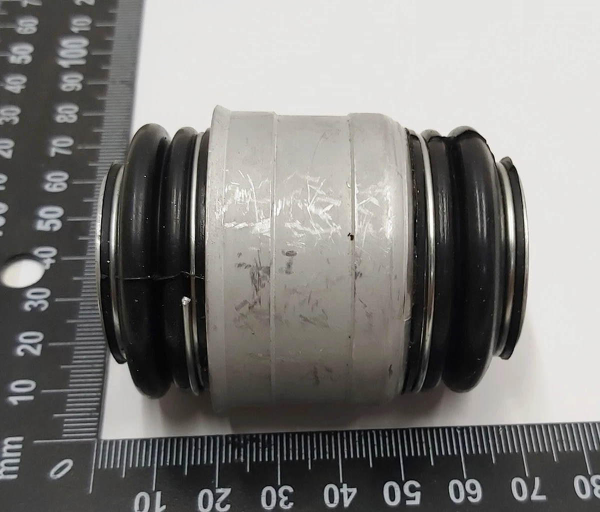 1 Floating bushing Tesla model S 6006774-00-B