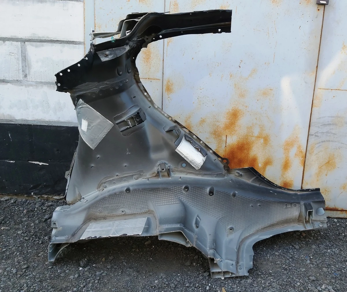 21 Четверть задняя левая стакан внутрення часть с фрагментом крыши RWD Tesla model S, model S REST 1024368-S0-A