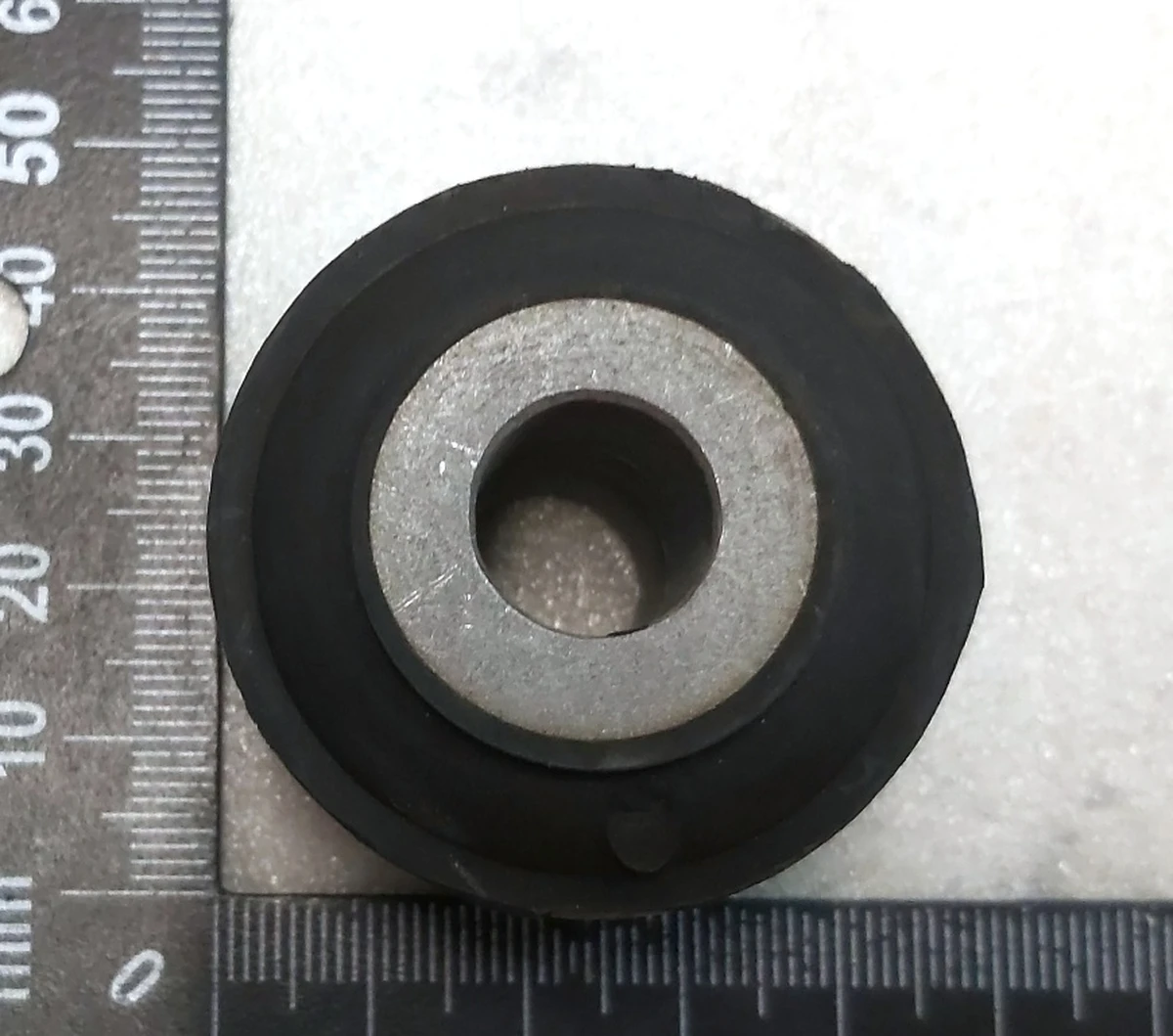 Сайлентблок важеля заднього поперечного сходження 41mm Tesla model S, model S REST, model X 1021420-00, 1201421-00