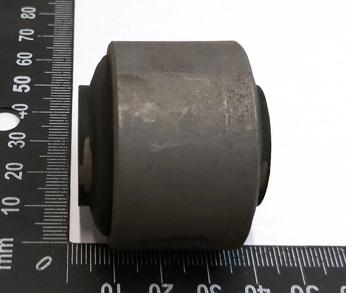 11 Сайлентблок важеля заднього поперечного сходження 43,5mm Tesla model S, model S REST, model X 1021420-00, 1201421-00