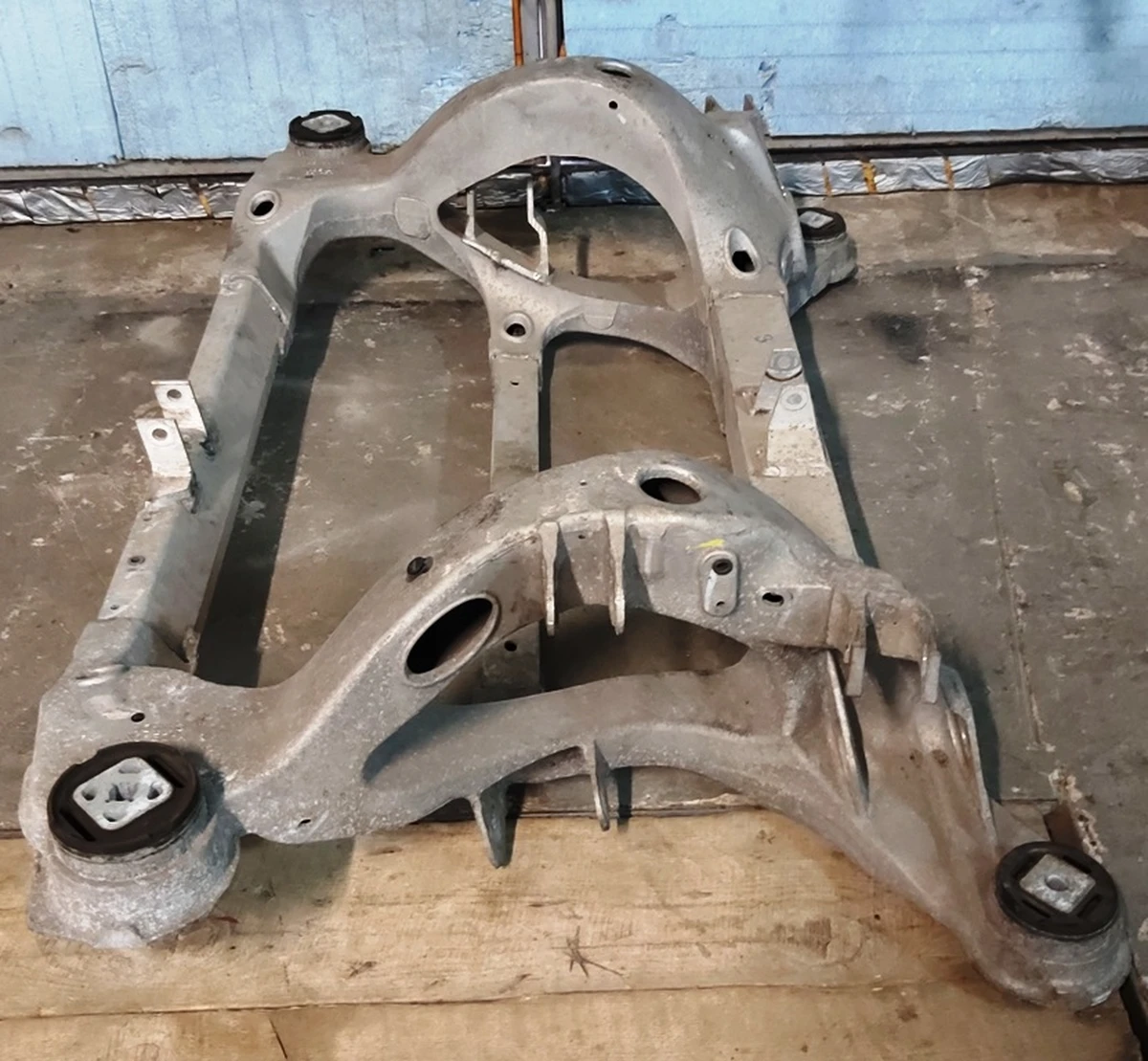 1 REAR SUBFRAME ASSEMBLY AWD_RWD Tesla model S, model S REST, model X 1009826-00-A