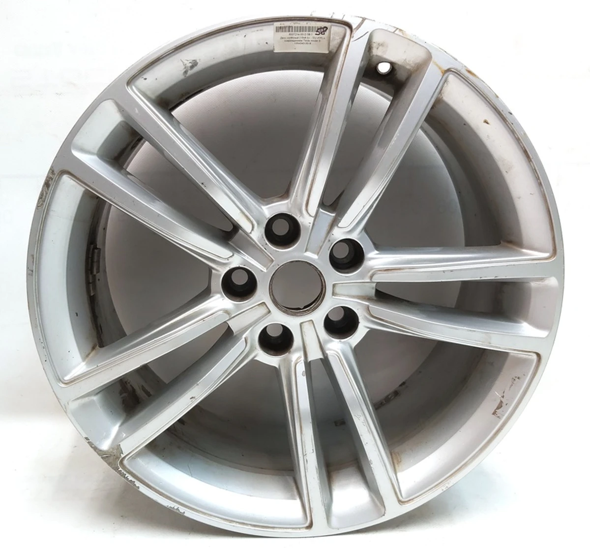 1 WHEEL, 19x8.0 - SILVER with damage Tesla model S, model S REST 1054040-00-B