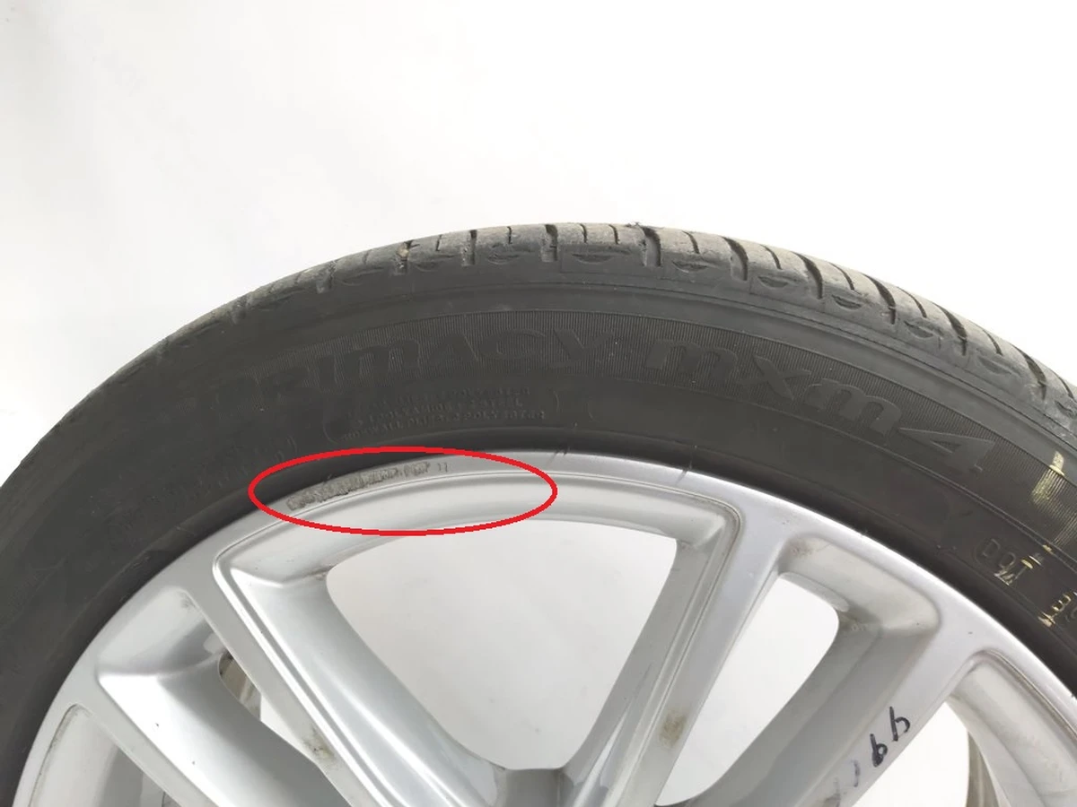 Колесо в сборе с повреждением (диск19*8J шина MICHELIN 245/45 R19 датчик TPMS протектор 1.45мм) Tesla model S 1076891-00-B