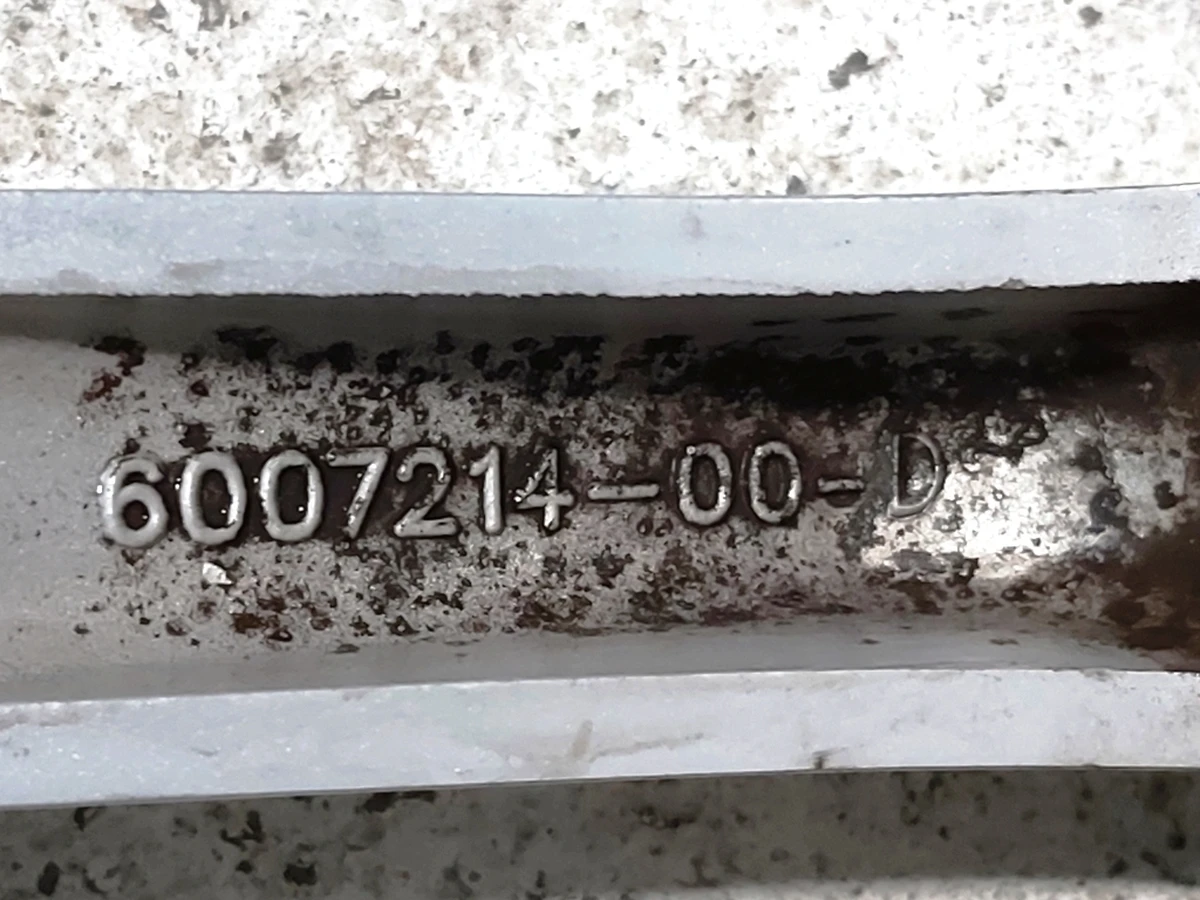 1 Wheel assembly (rim 19 * 8.0J tire Michelin Primacy 245/45 R19 TPMS sensor protector 3,60 мм) Tesla model S 1054040-00-B