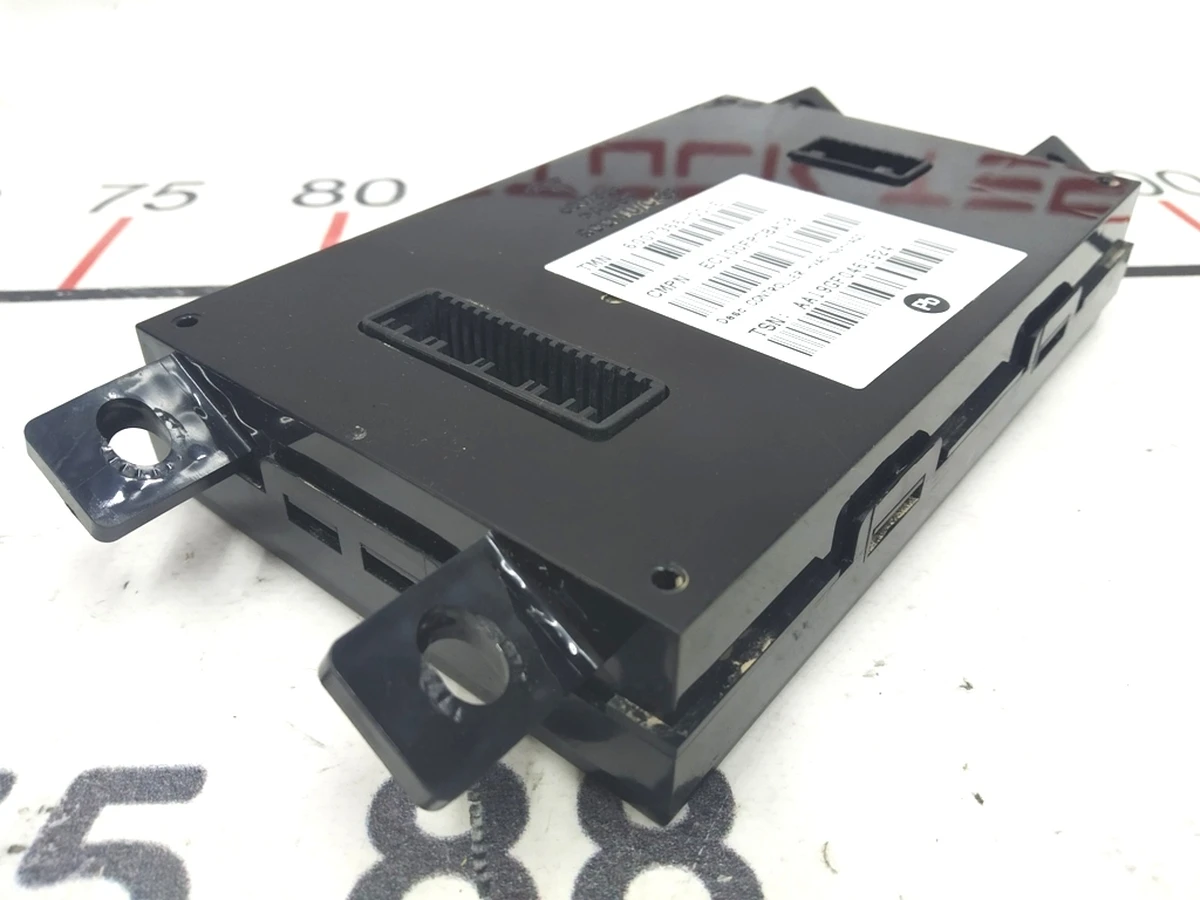 1 Контролер кліматичної установки Tesla model X S REST 6007366-00-E