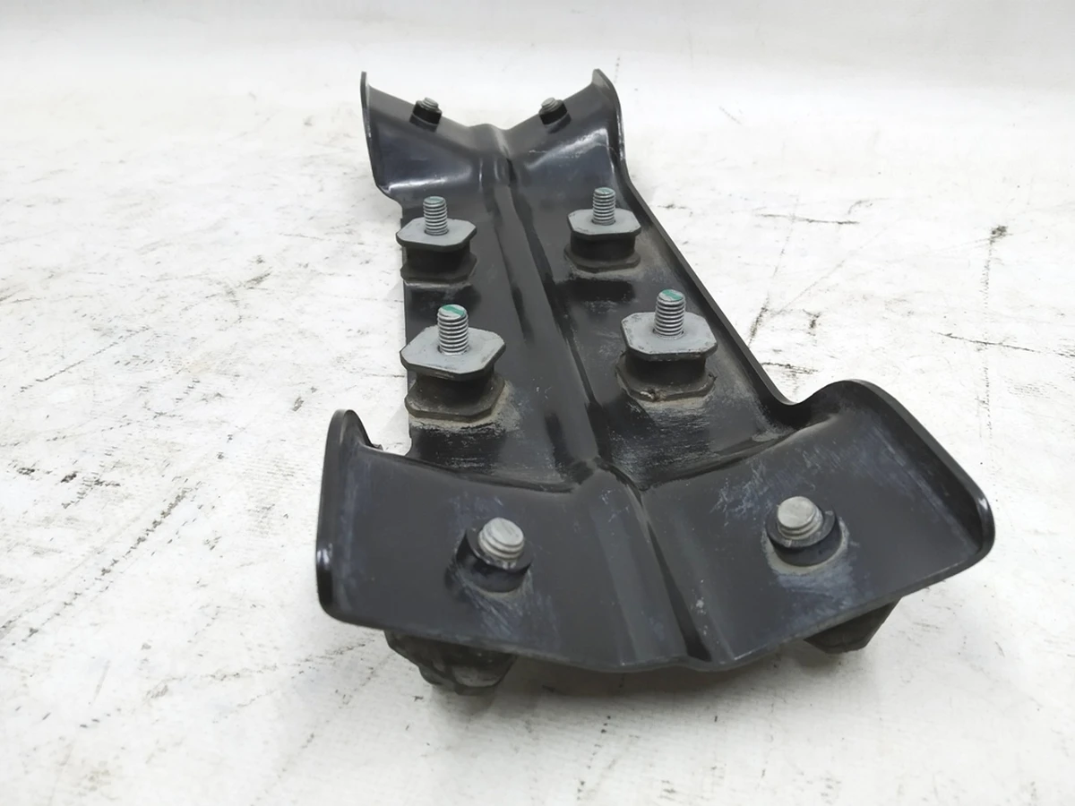 3 Air conditioning compressor lower bracket, assy with damper Tesla model S 6007369-00-D