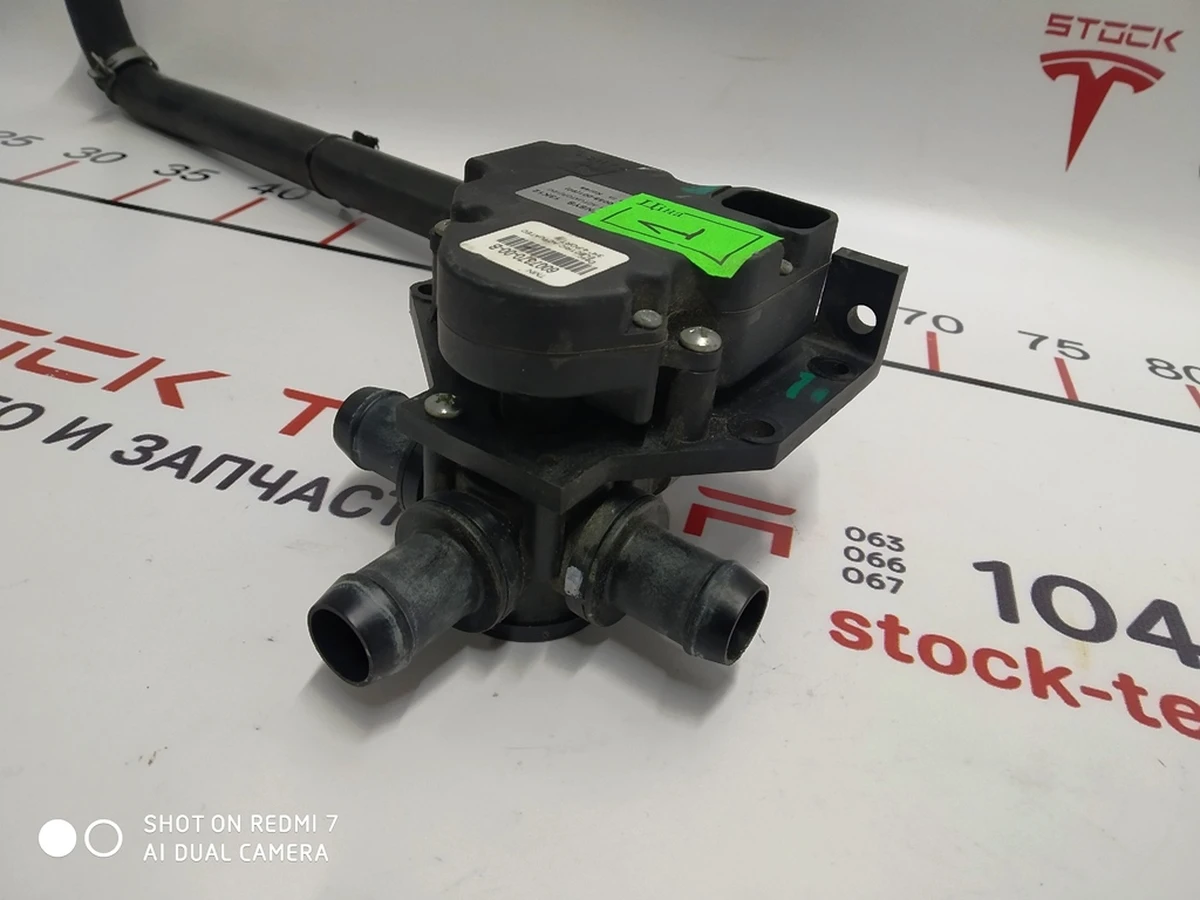 12 Valve 4-way cooling system Tesla model X S REST 6007370-00-E