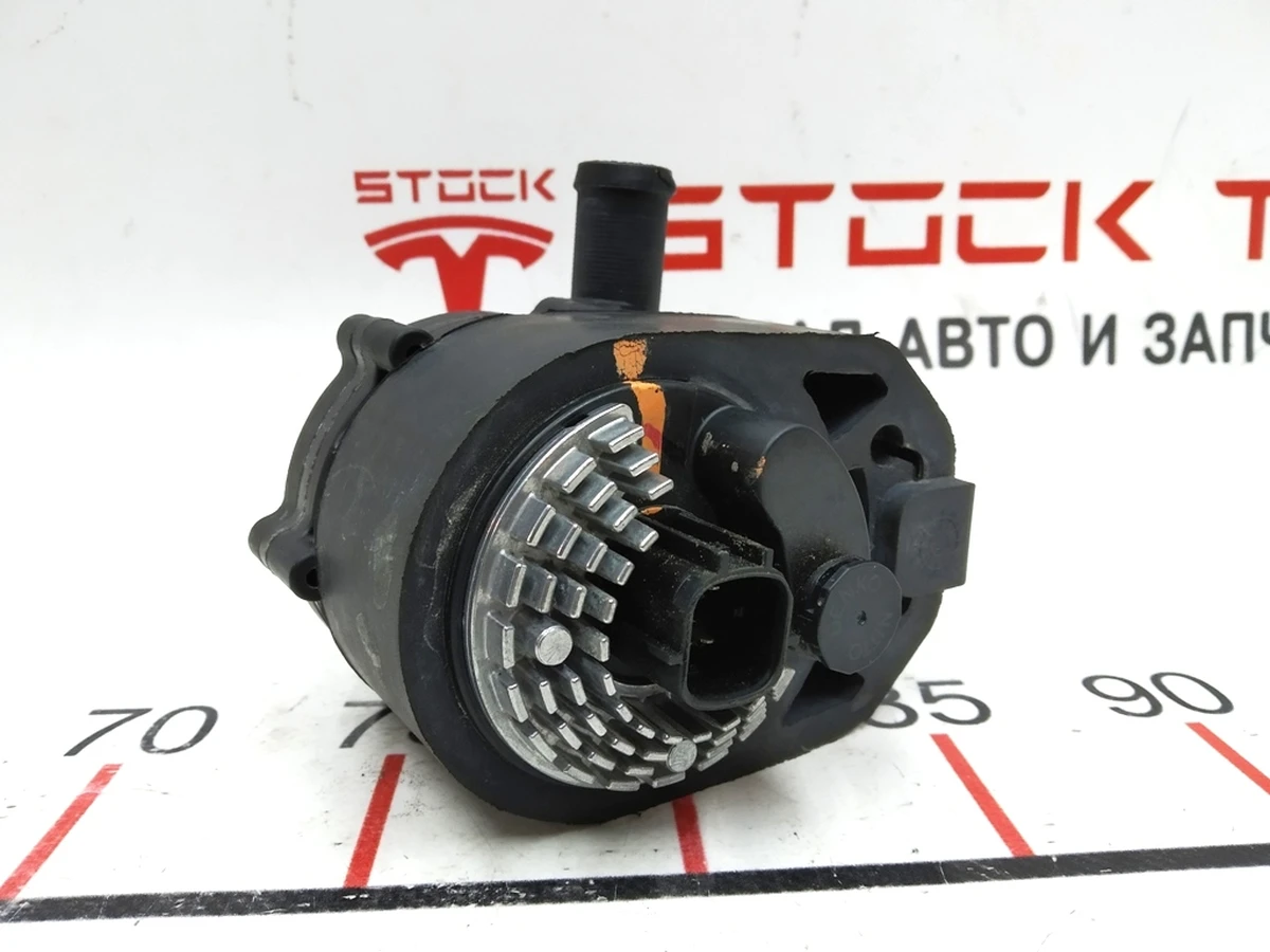 15 Насос охлаждающей жидкости инвертора мотора Tesla model S 6007373-00-H