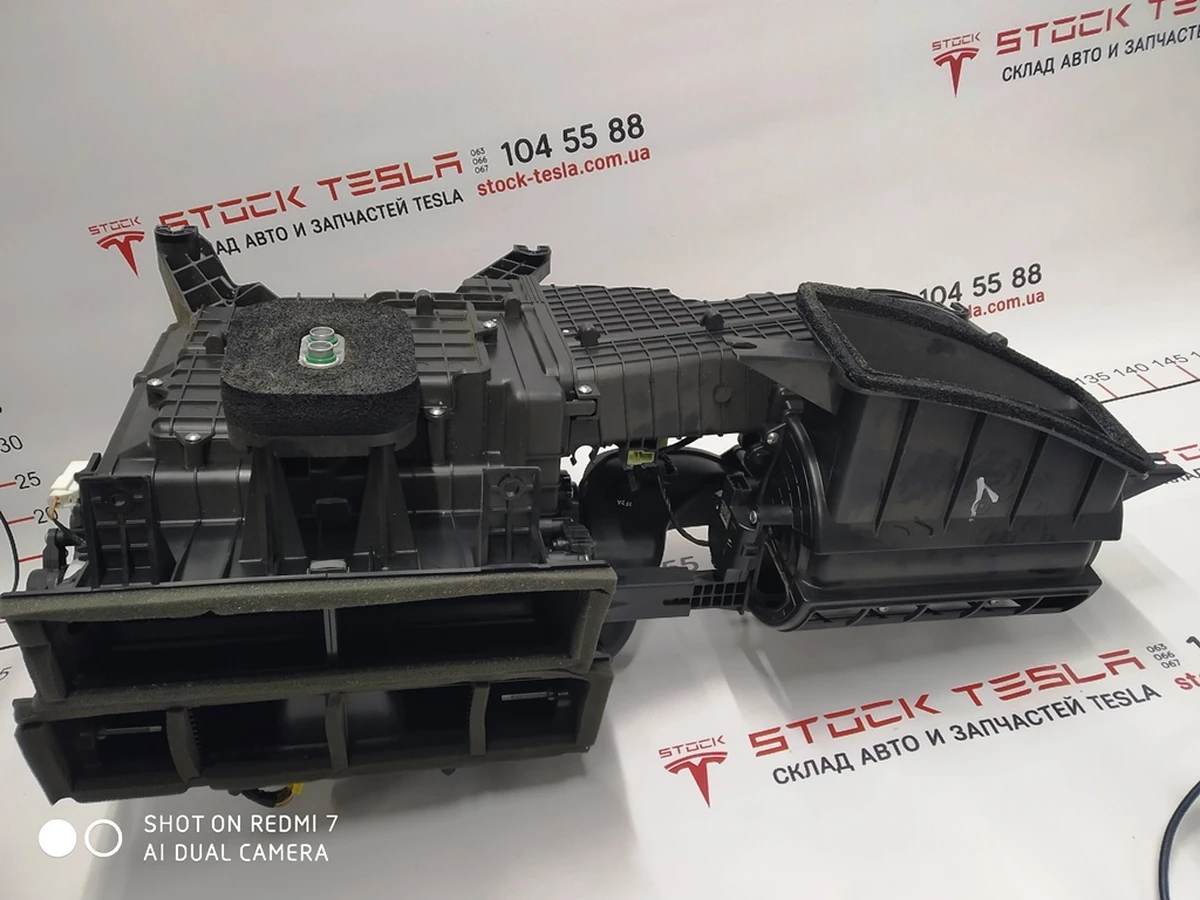 1 Печка салона в сборе Tesla model S 6007378-00-Q
