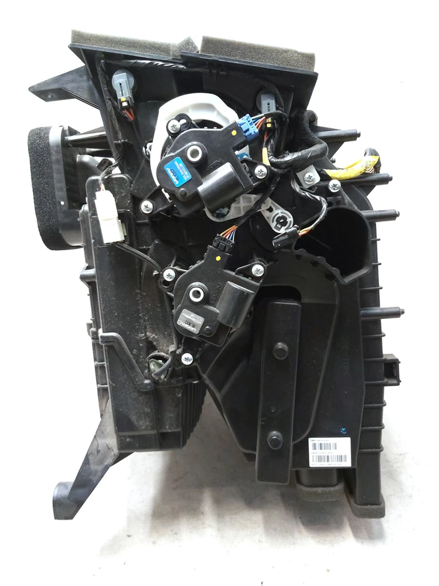 1 Піч салону в зборі Tesla model S 6007378-00-Q