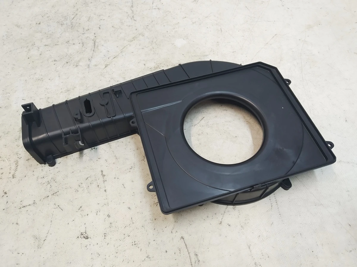 1 Равлик вентилятора пічки (кліматичної установки) верхній Tesla model S 6007378-00-Q