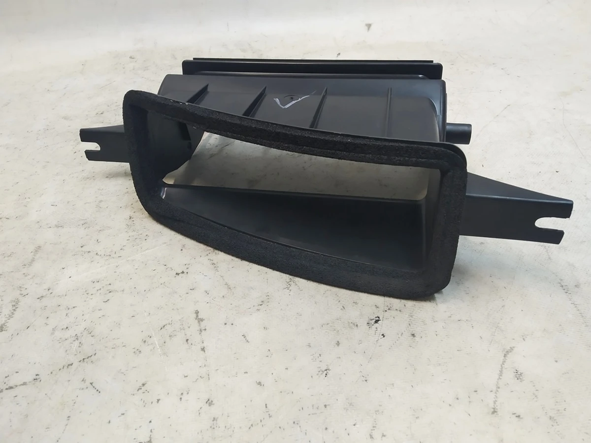 INLET DUCT UPPER Tesla model S 6007378-00-Q