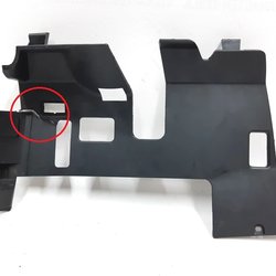 17 Накладка пластикова під рульовою колонкою з пошкодженням Tesla model S, model S REST 1016340-00-F