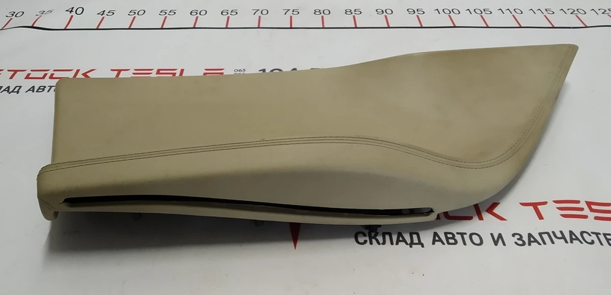 35 Front left door card pocket NGML (smooth leather, illuminated) (damaged) Tesla model S, model S REST 1002960-02-J