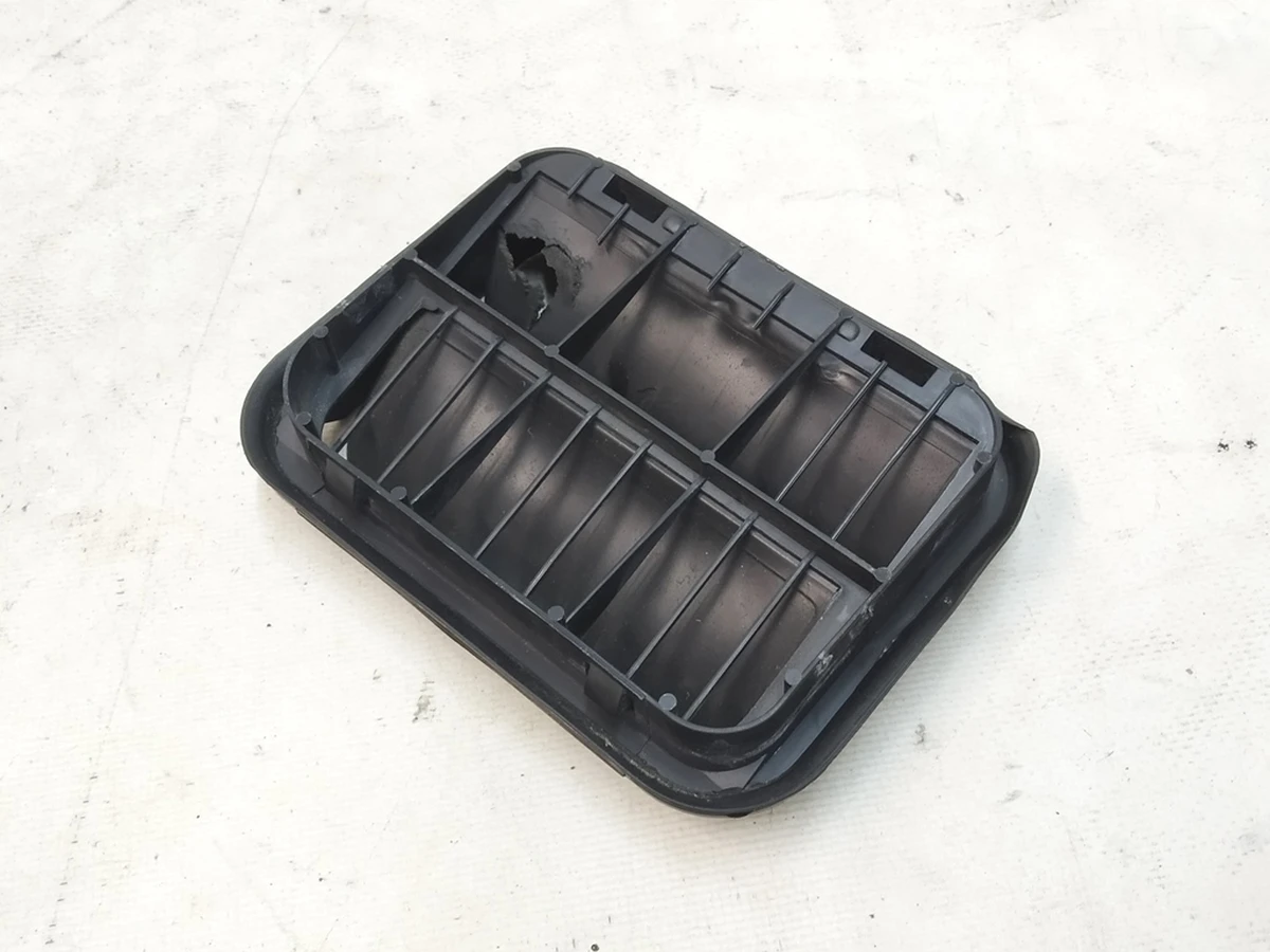 22 Вентиляционный клапан заднего багажника Tesla model S, model S REST, model X 6007556