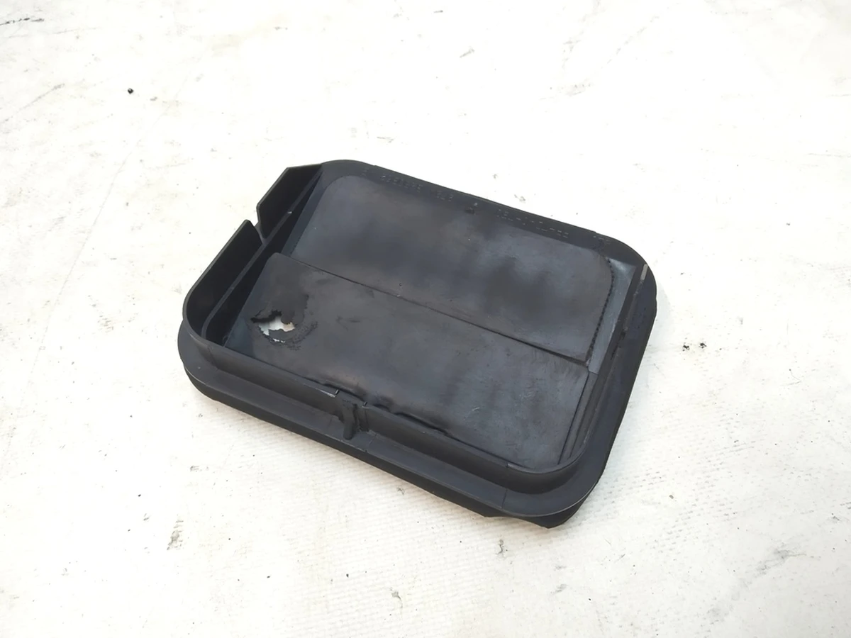 22 Вентиляционный клапан заднего багажника Tesla model S, model S REST, model X 6007556