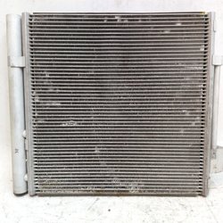 4 Радіатор кондиціонера правий некондиція Tesla model S, model S REST 6007613-00-B