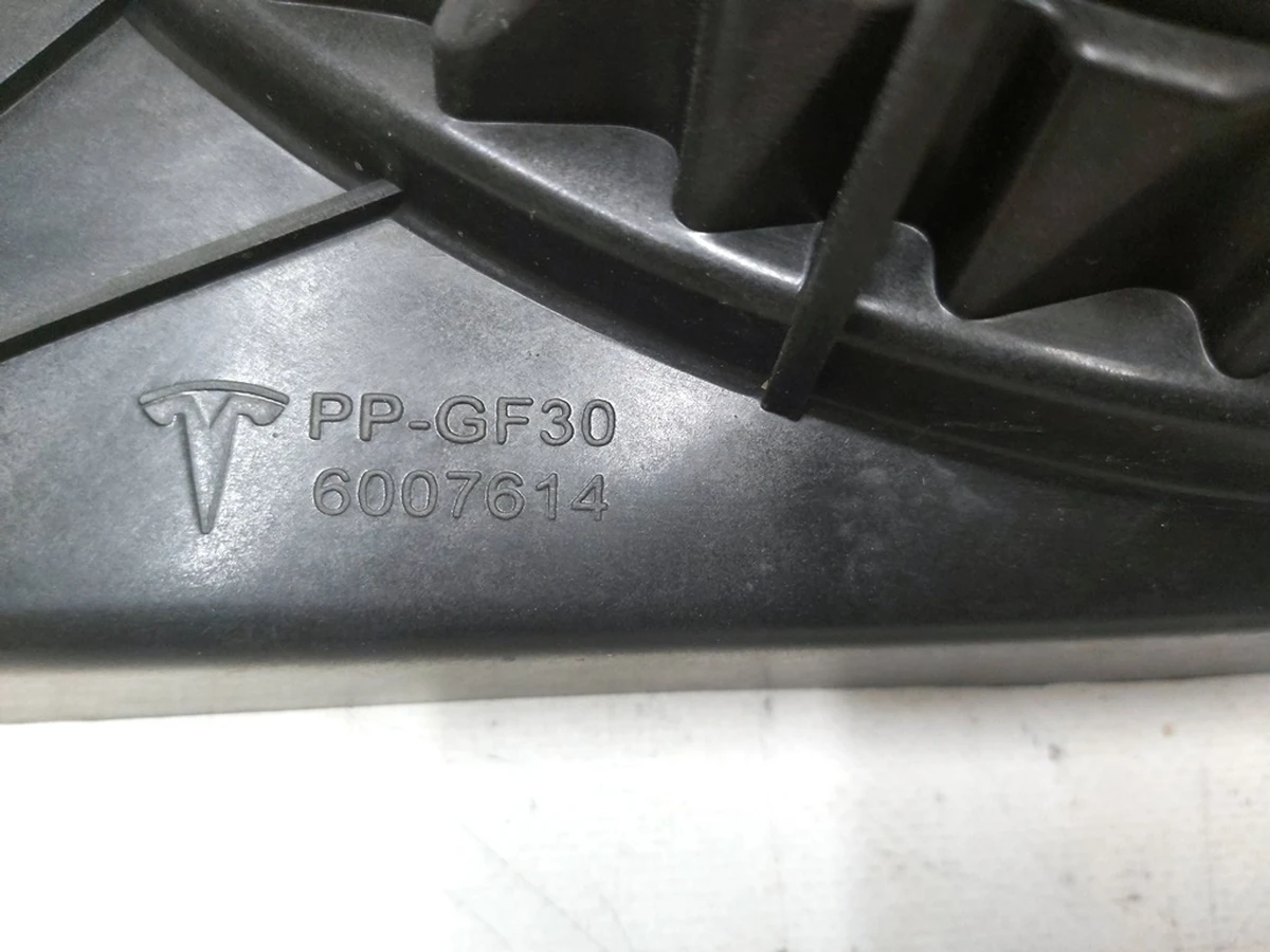 5 FAN SHROUD ASSY, GAS COOL Tesla model S, model S REST 6007614-00-D