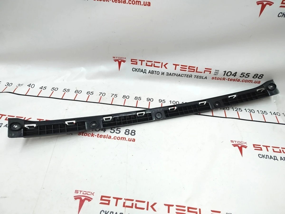 2 Кронштейн заднього бампера центральний Tesla model S, model S REST 6007724-00-E
