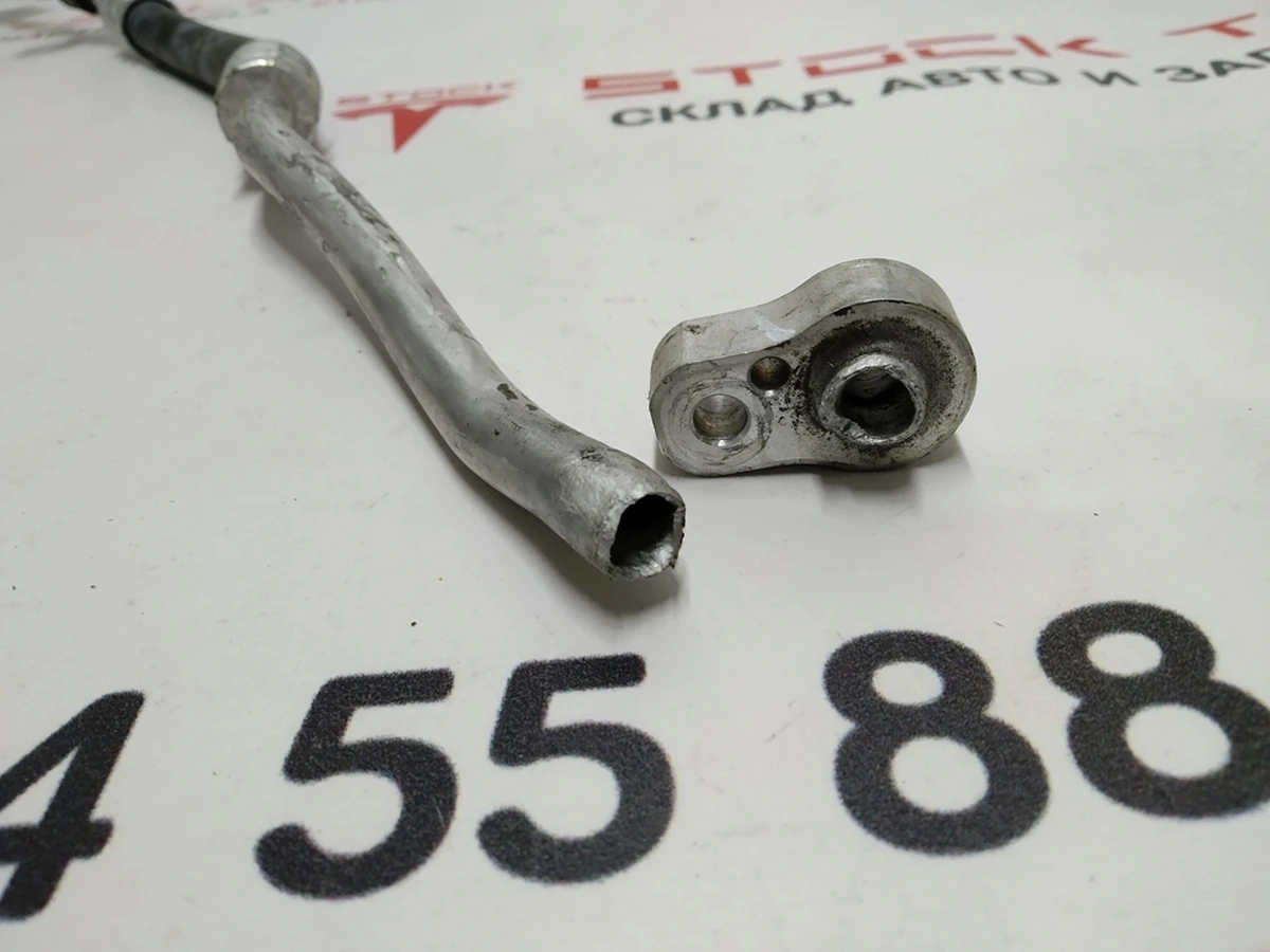 10 Трубка сполучна радіаторів кондиціонера (з пошкодженням) Tesla model S, model S REST